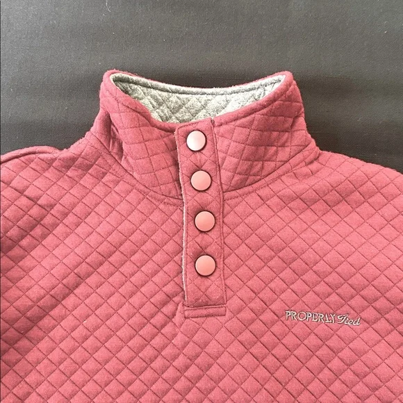 Burgundy Quilted Pullover Properly Tied size 6 - Picture 6 of 8